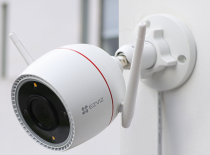 Ezviz CS-H3c-R100-1K3WKFL Cámara Wi-Fi Inteligente para el Hogar con Resolución 2K y Visión Nocturna en Color